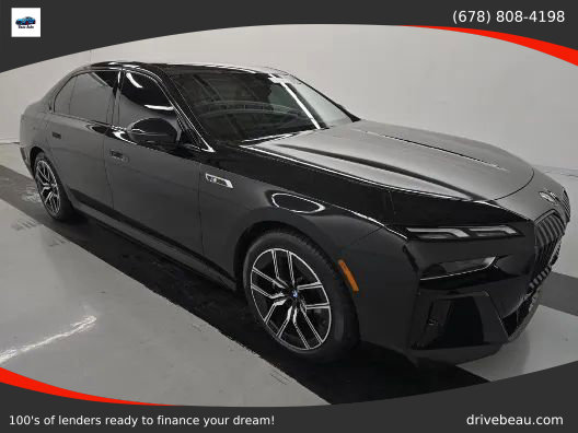 Used 2025 BMW i7 xDrive60 image 3