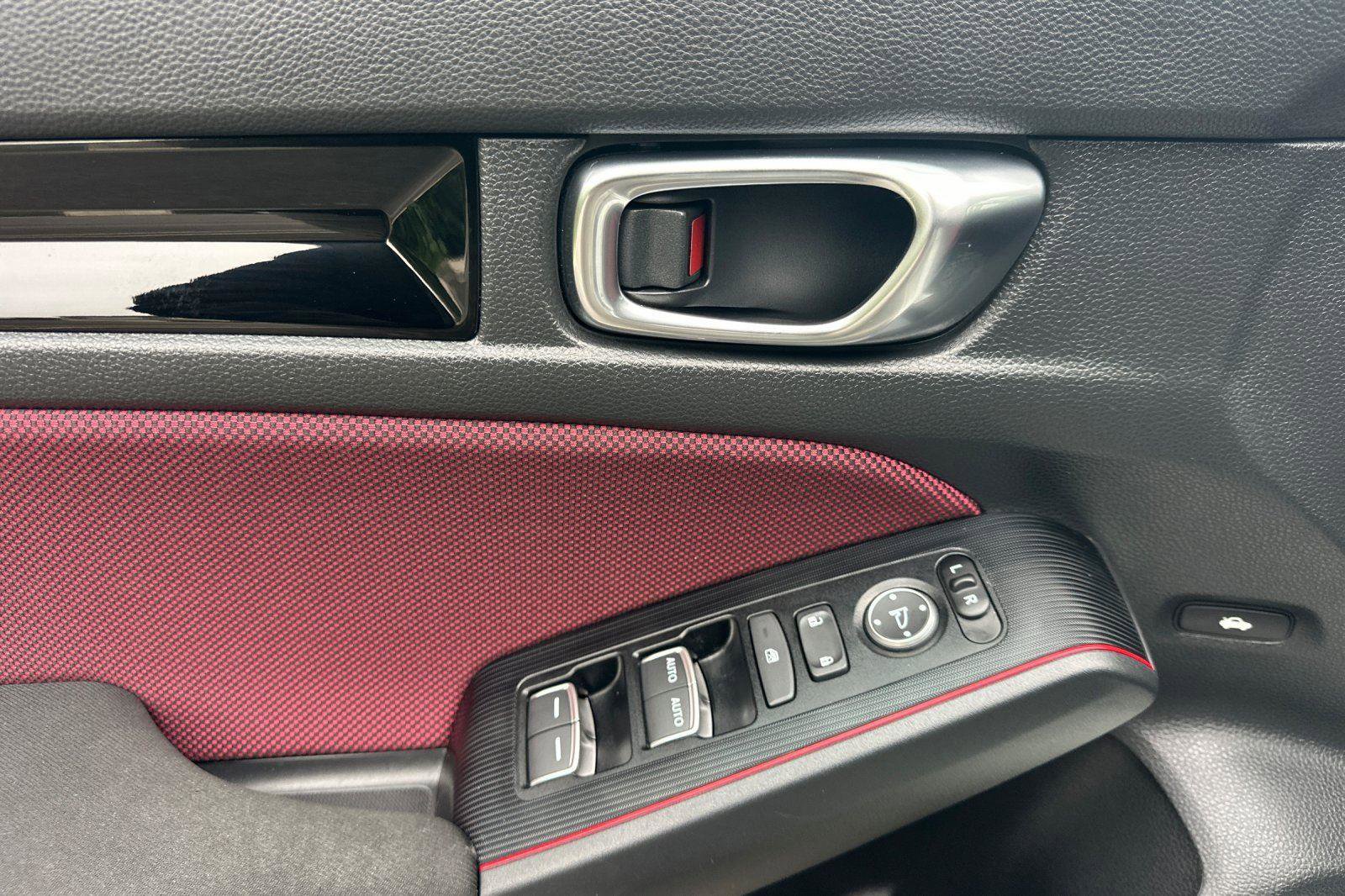 Certified 2025 Honda Civic Si image 5