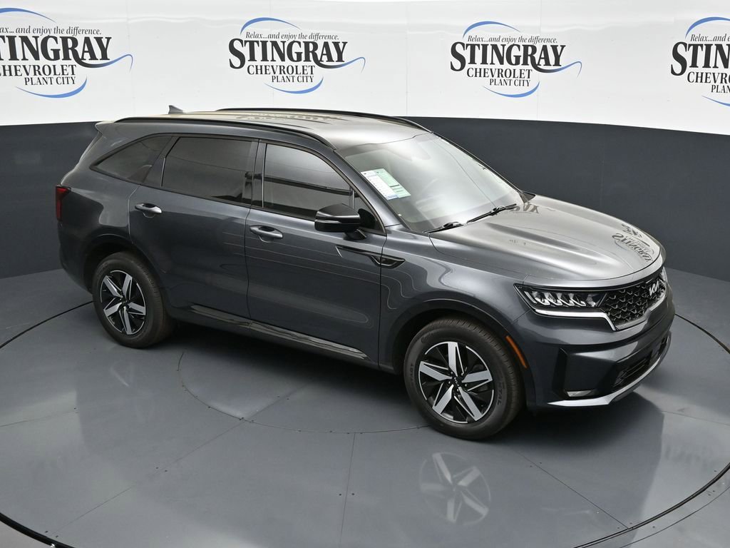 Used 2023 Kia Sorento EX image 9