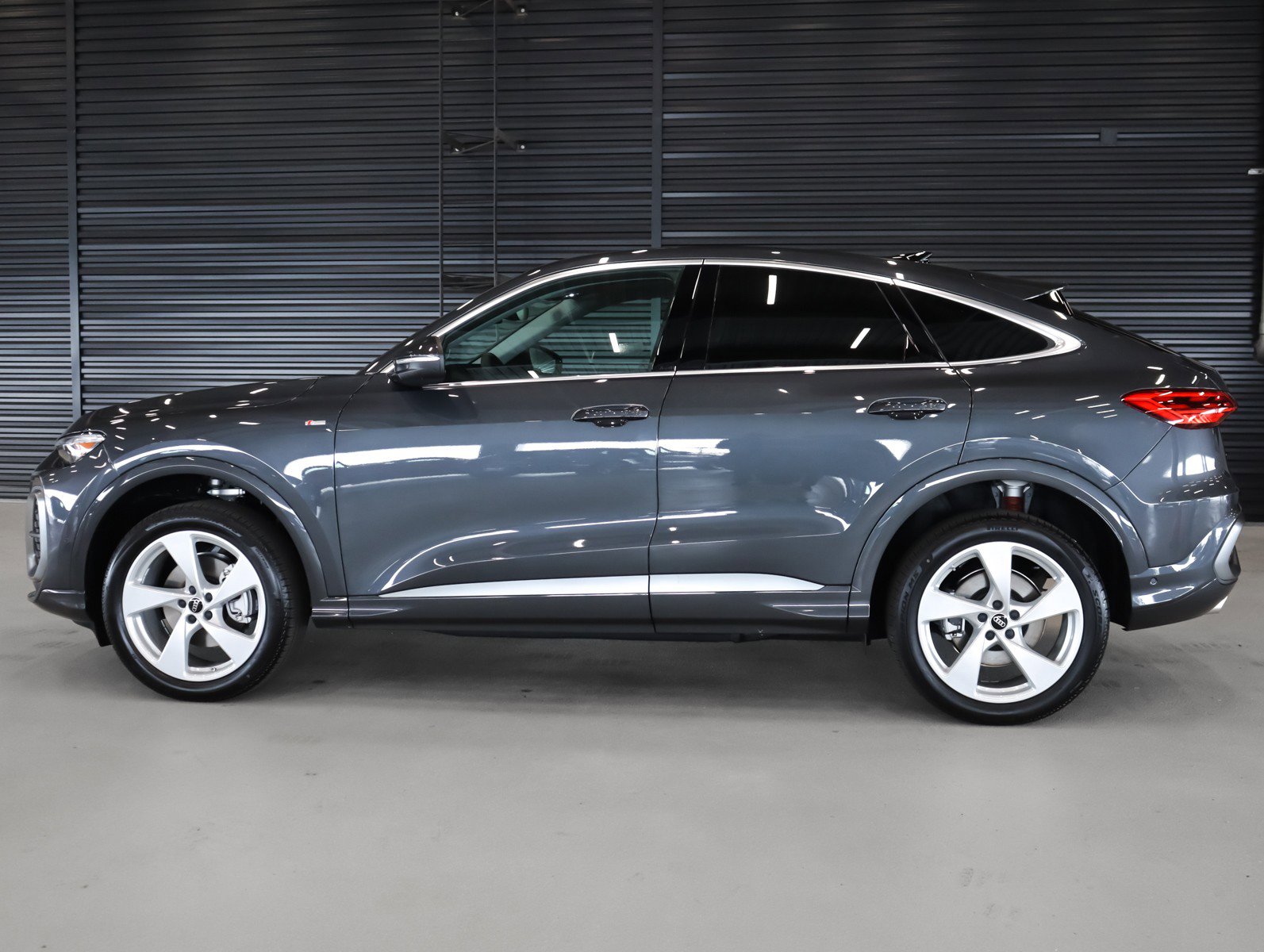 New 2026 Audi Q5 Premium Plus AWD/4WD image 14
