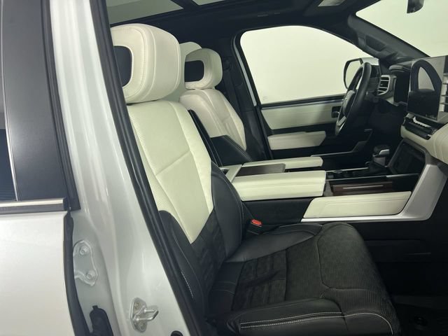 Used 2024 Toyota Sequoia Capstone AWD/4WD image 29