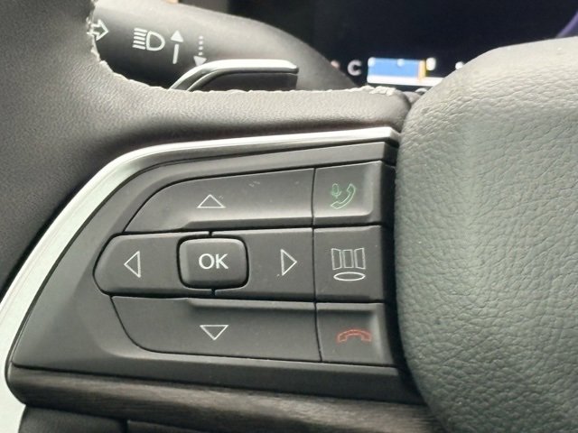 New 2025 Jeep Grand Cherokee L Limited w/ Luxury Tech Group II image 16