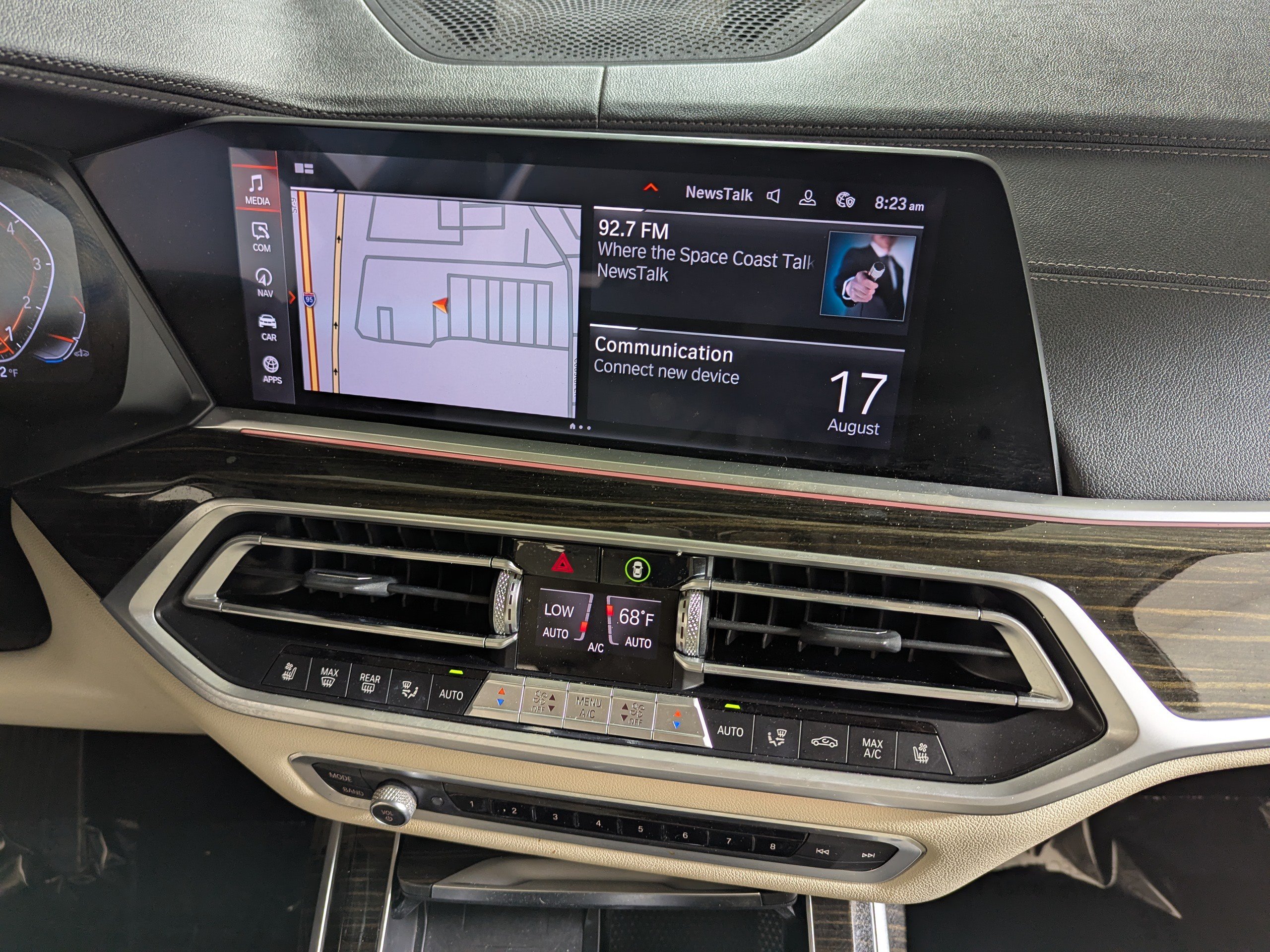 Used 2020 BMW X7 xDrive40i w/ Premium Package AWD/4WD image 20