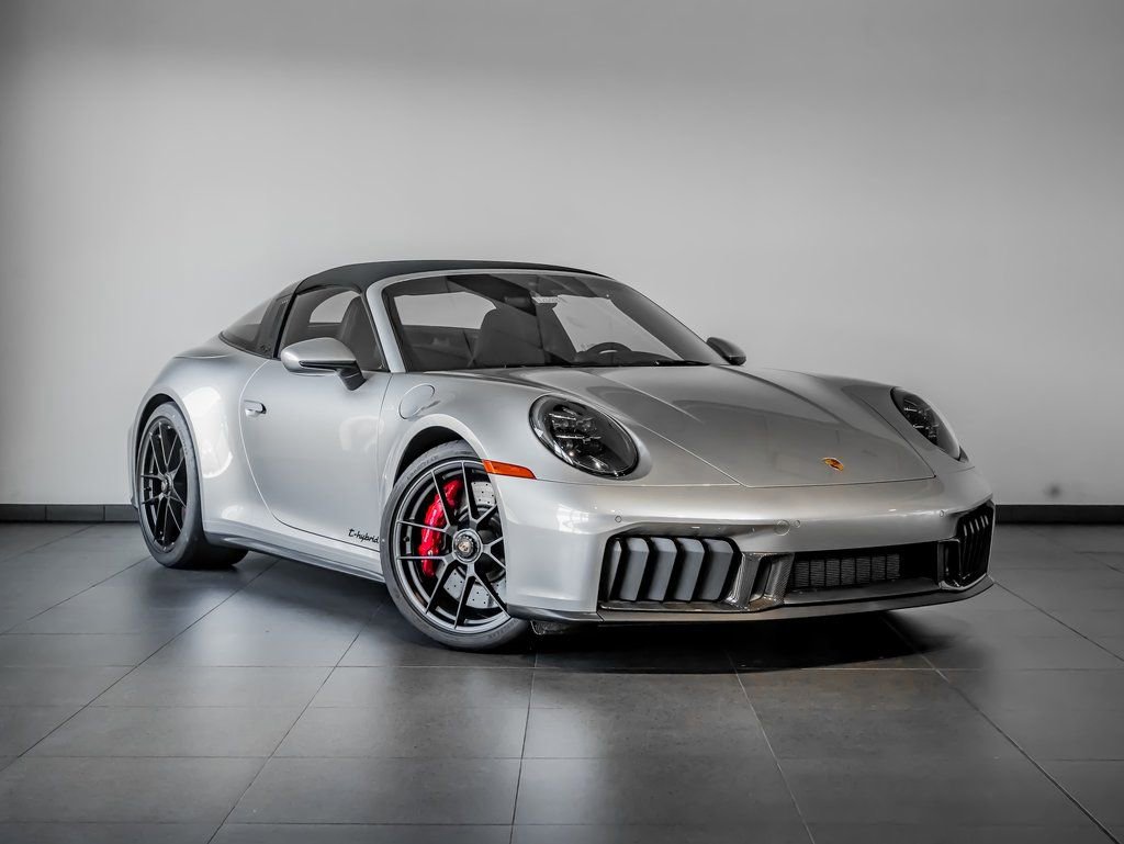 Used 2026 Porsche 911 Targa 4 GTS image 9