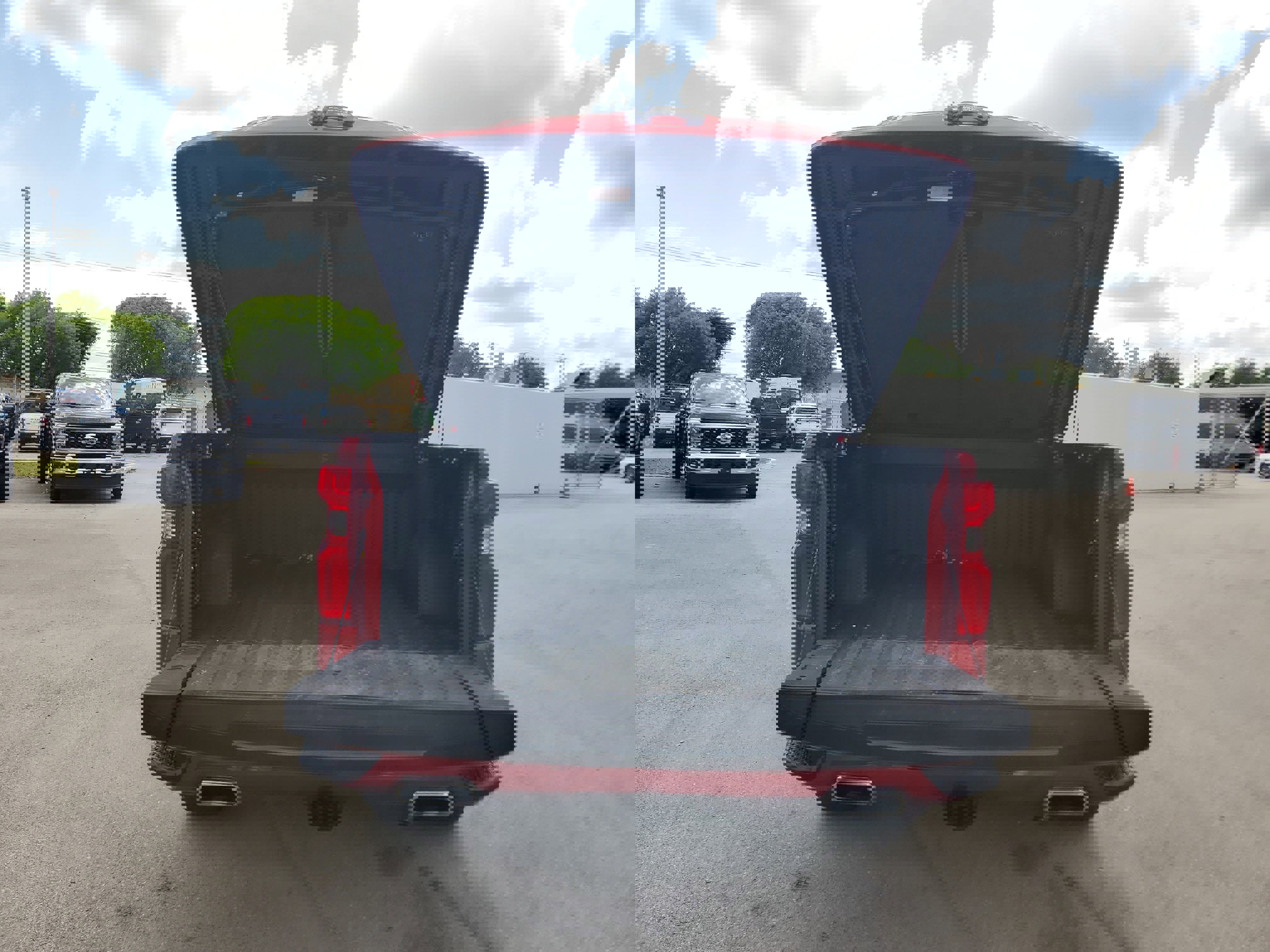 Used 2021 Chevrolet Silverado 1500 High Country AWD/4WD image 11