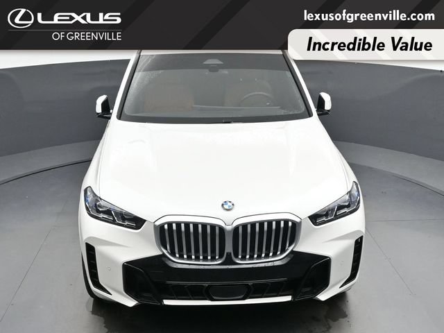 Used 2025 BMW X5 xDrive40i w/ M Sport Package AWD/4WD image 42