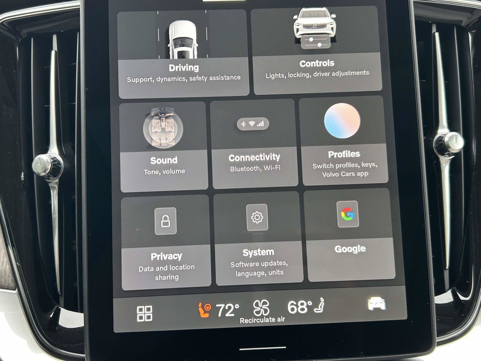 New 2026 Volvo XC90 B6 Ultra w/ Protection Package AWD/4WD image 30