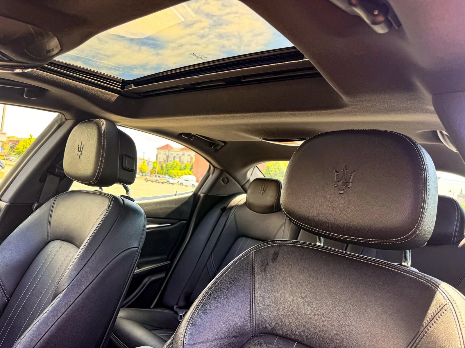 Used 2018 Maserati Ghibli S Q4 AWD/4WD image 39