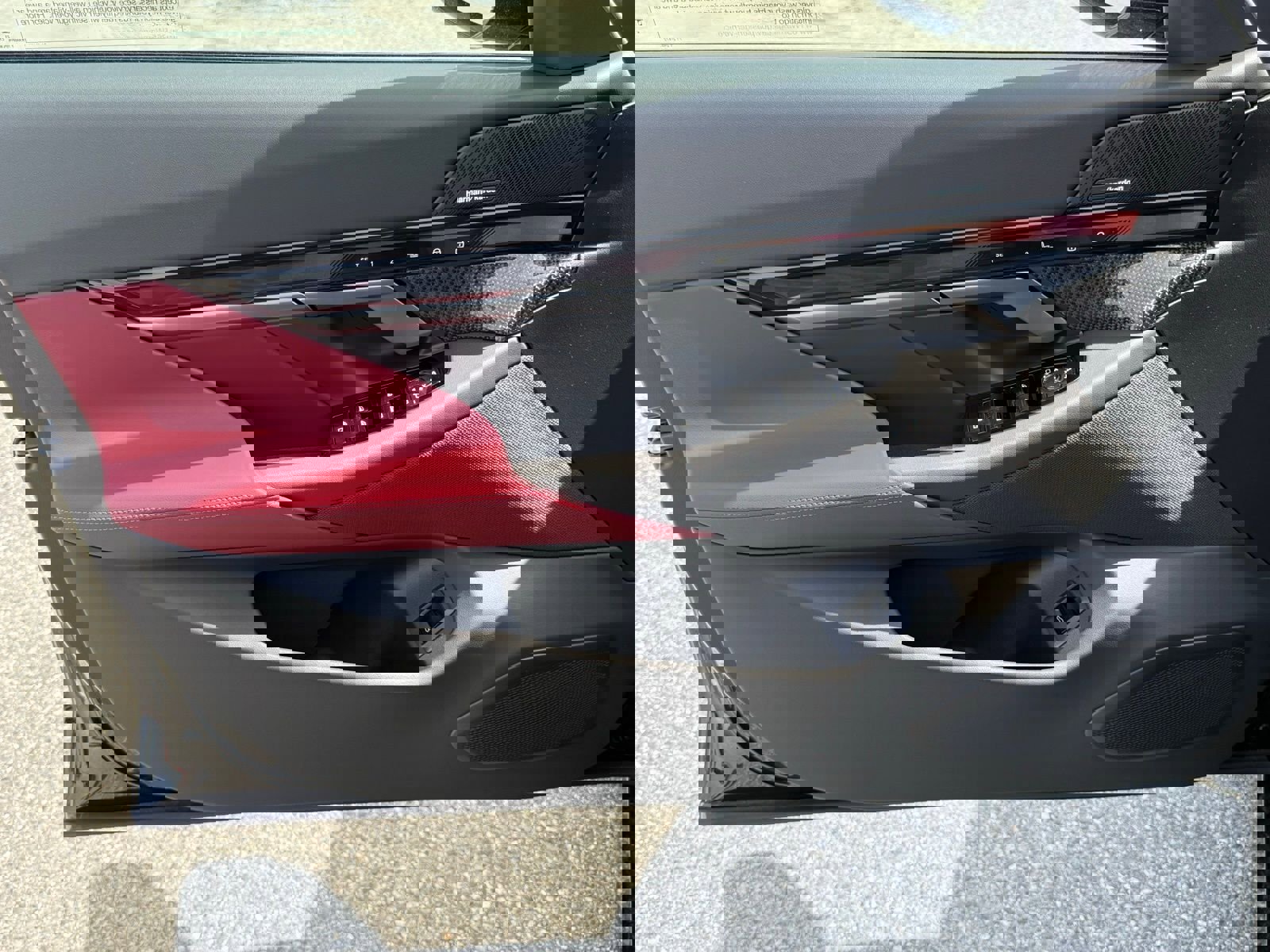 New 2026 BMW 550e xDrive w/ M Sport Professional Package AWD/4WD image 18