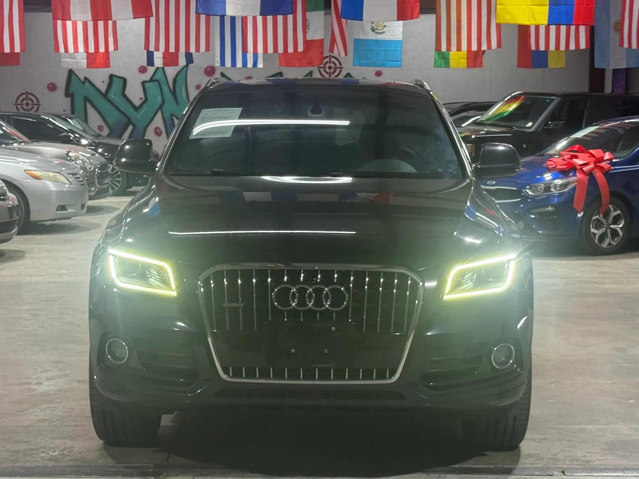 Used 2016 Audi Q5 2.0T Premium Plus w/ Technology Package image 2