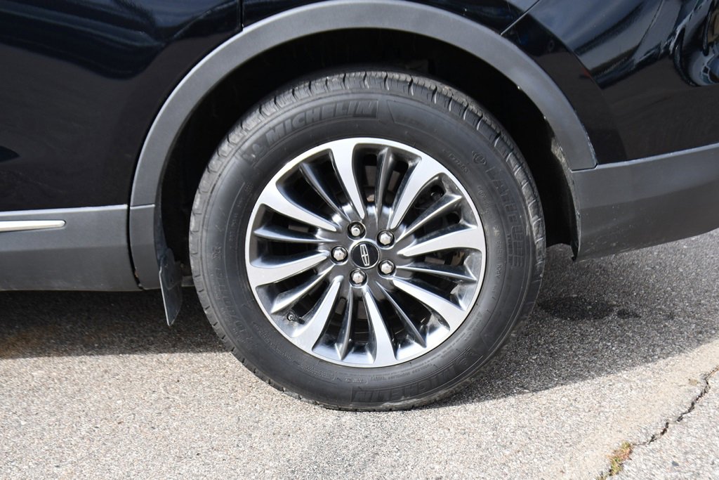 Used 2022 Lincoln Nautilus AWD w/ Premium Package image 20