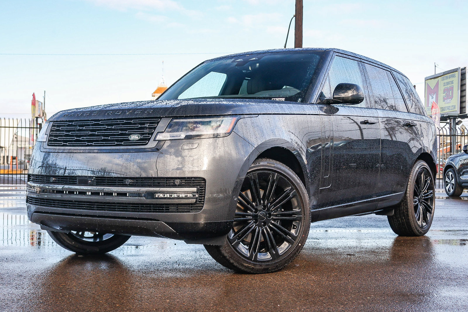 New 2026 Land Rover Range Rover SE
