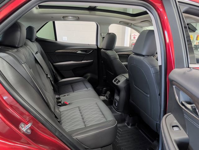 Used 2023 Buick Envision Avenir image 35