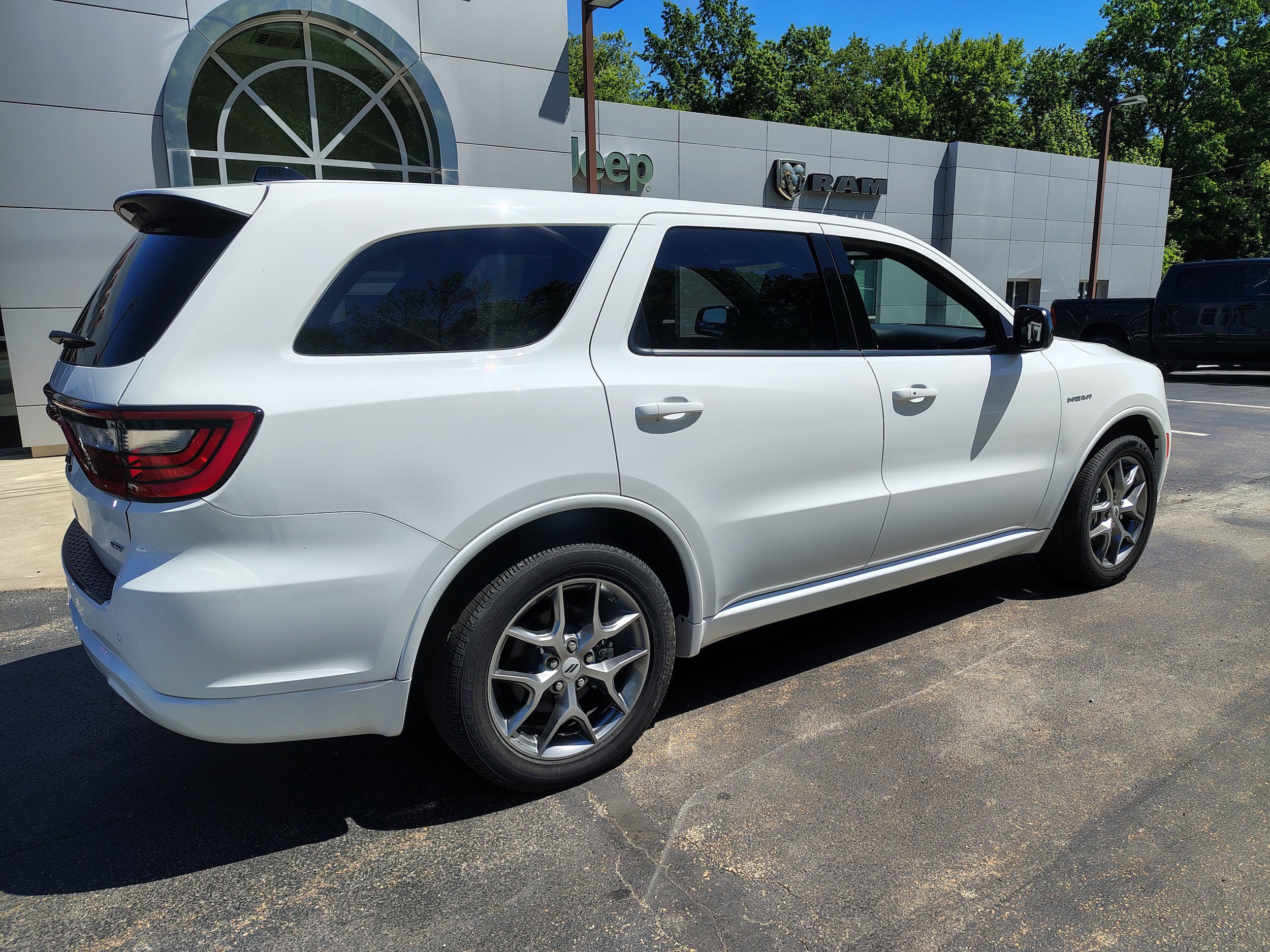 Certified 2026 Dodge Durango GT w/ Mopar All Weather Package AWD/4WD image 15