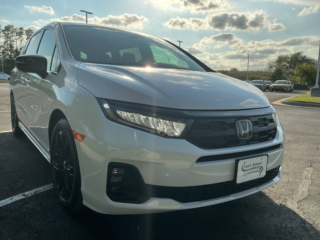 Used 2025 Honda Odyssey Sport-L image 15