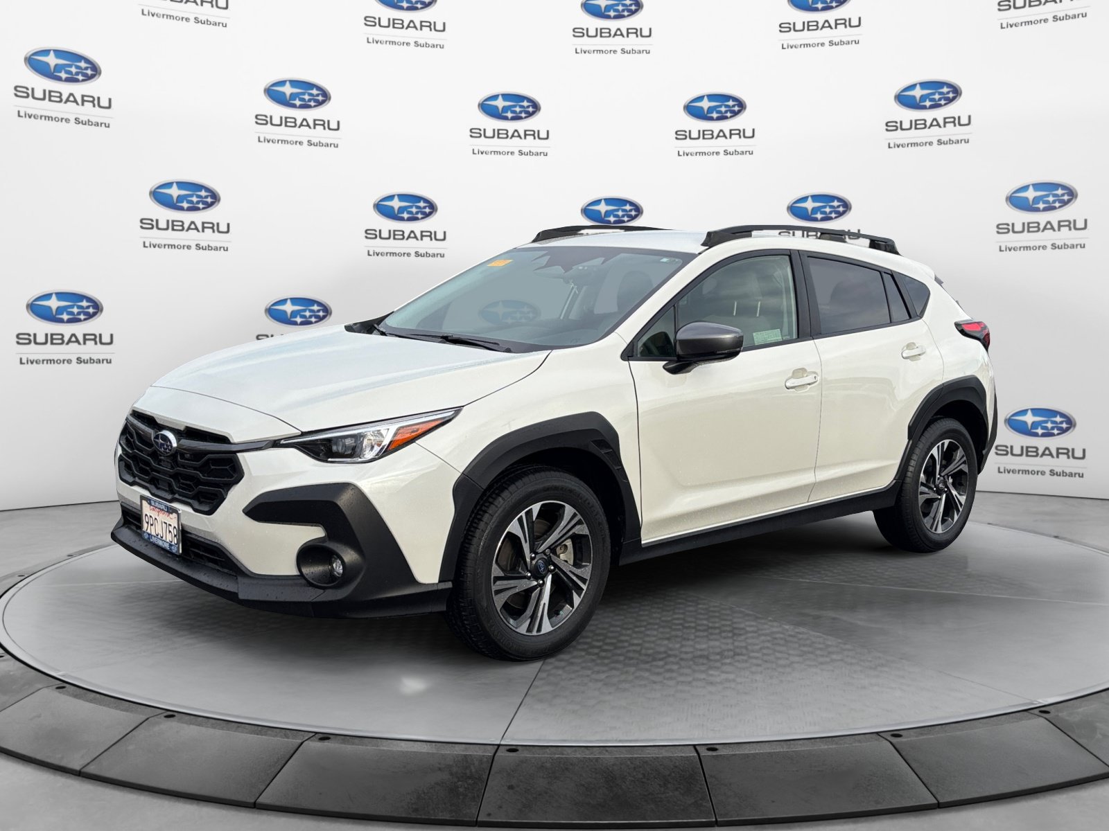 Used 2024 Subaru Crosstrek 2.0i Premium w/ Popular Package #3 AWD/4WD image 2