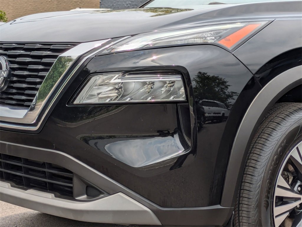 Certified 2023 Nissan Rogue SV image 9