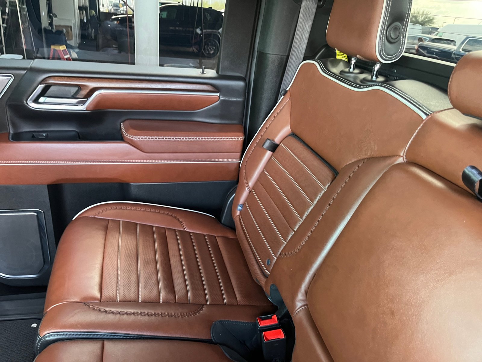 Used 2024 GMC Sierra 3500 Denali Ultimate image 18