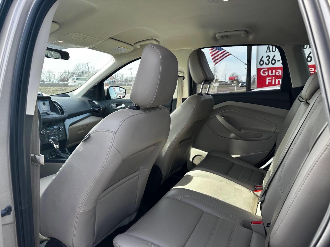 Used 2018 Ford Escape SEL image 12