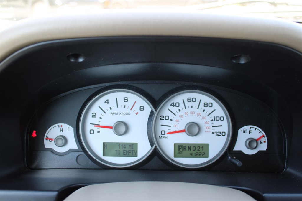 Used 2007 Ford Escape Limited image 22