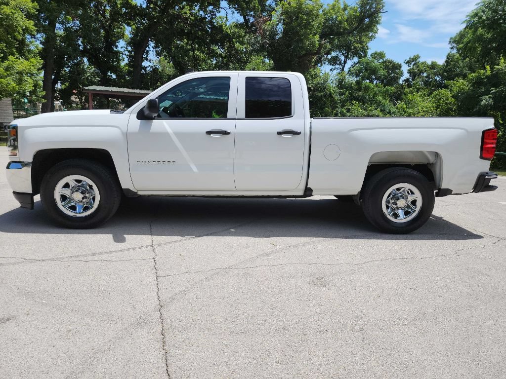 Used 2018 Chevrolet Silverado 1500 LS w/ Trailering Package RWD image 4