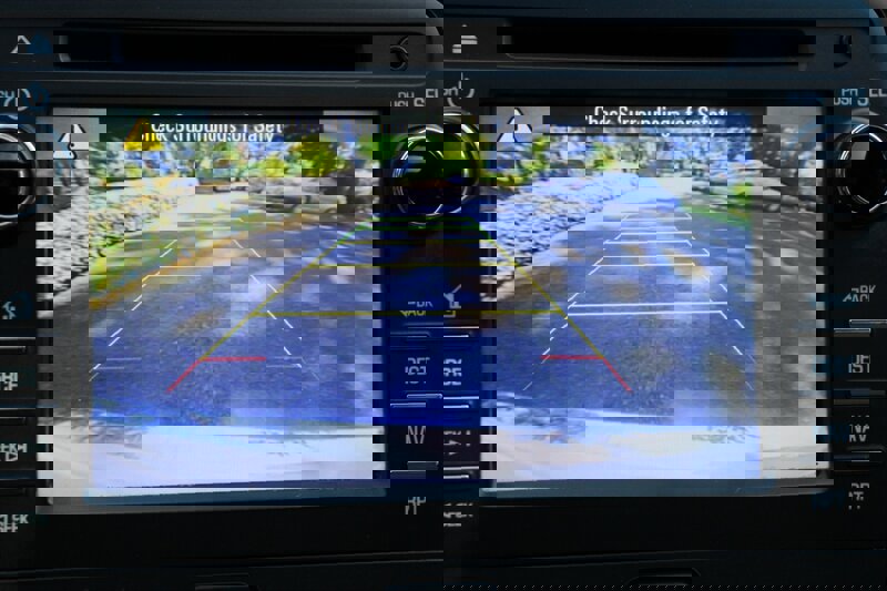 Used 2013 Buick Enclave Premium w/ Trailering Provision Package image 9