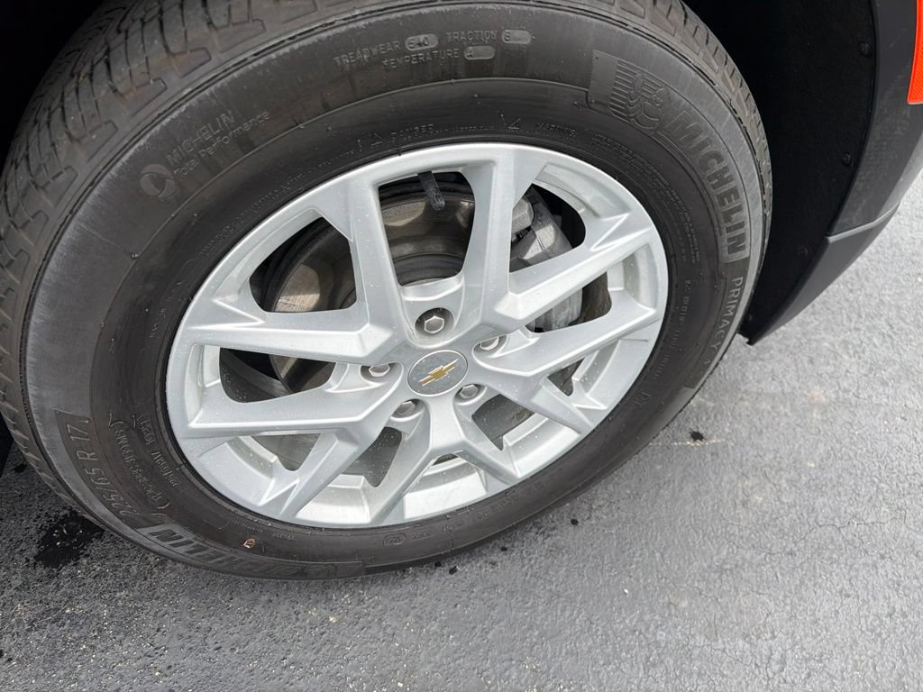 Used 2024 Chevrolet Equinox LT FWD image 4
