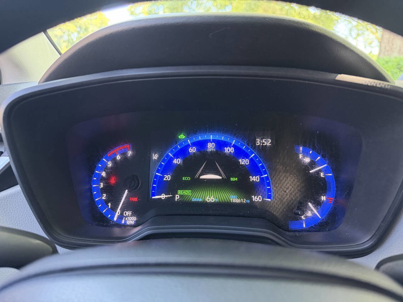Used 2022 Toyota Corolla LE FWD image 11