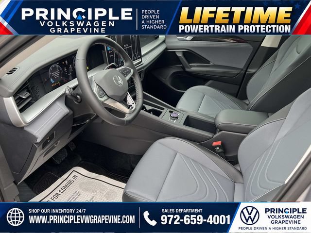New 2026 Volkswagen Tiguan SE FWD image 12