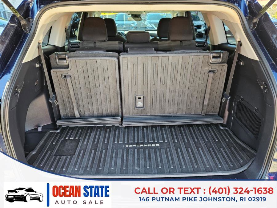 Used 2021 Toyota Highlander L image 21