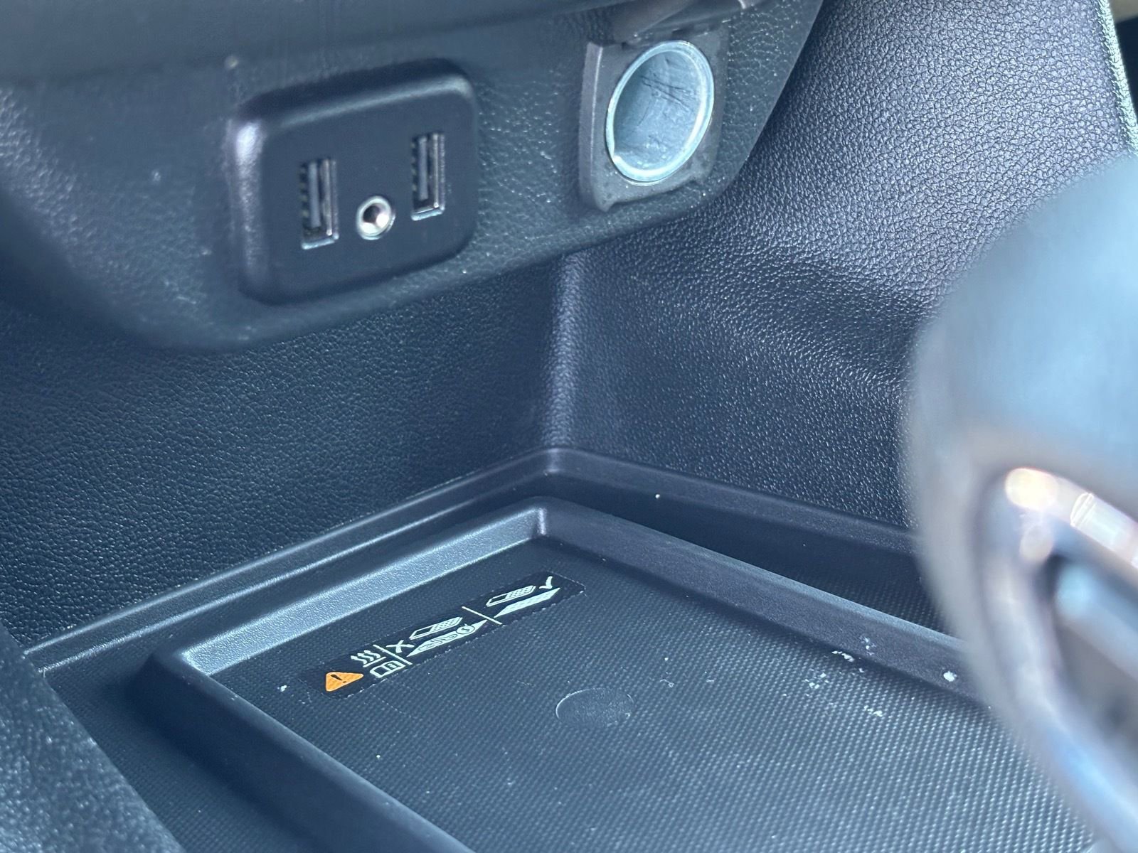 Used 2023 Chevrolet Traverse LT image 27