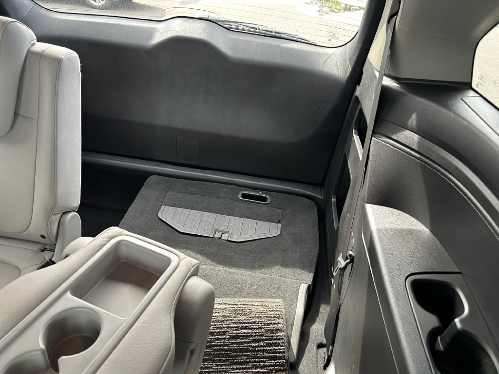 Used 2024 Honda Odyssey EX-L image 17