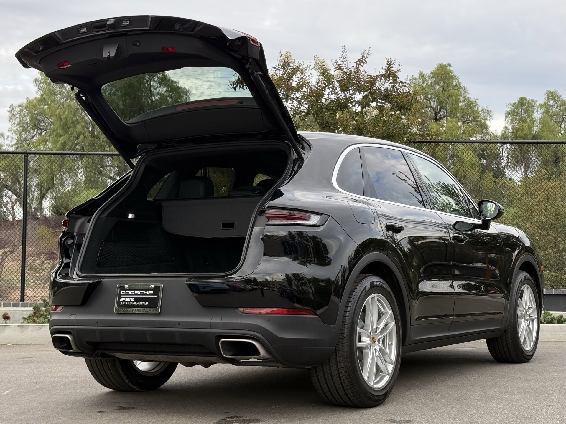Certified 2024 Porsche Cayenne image 31