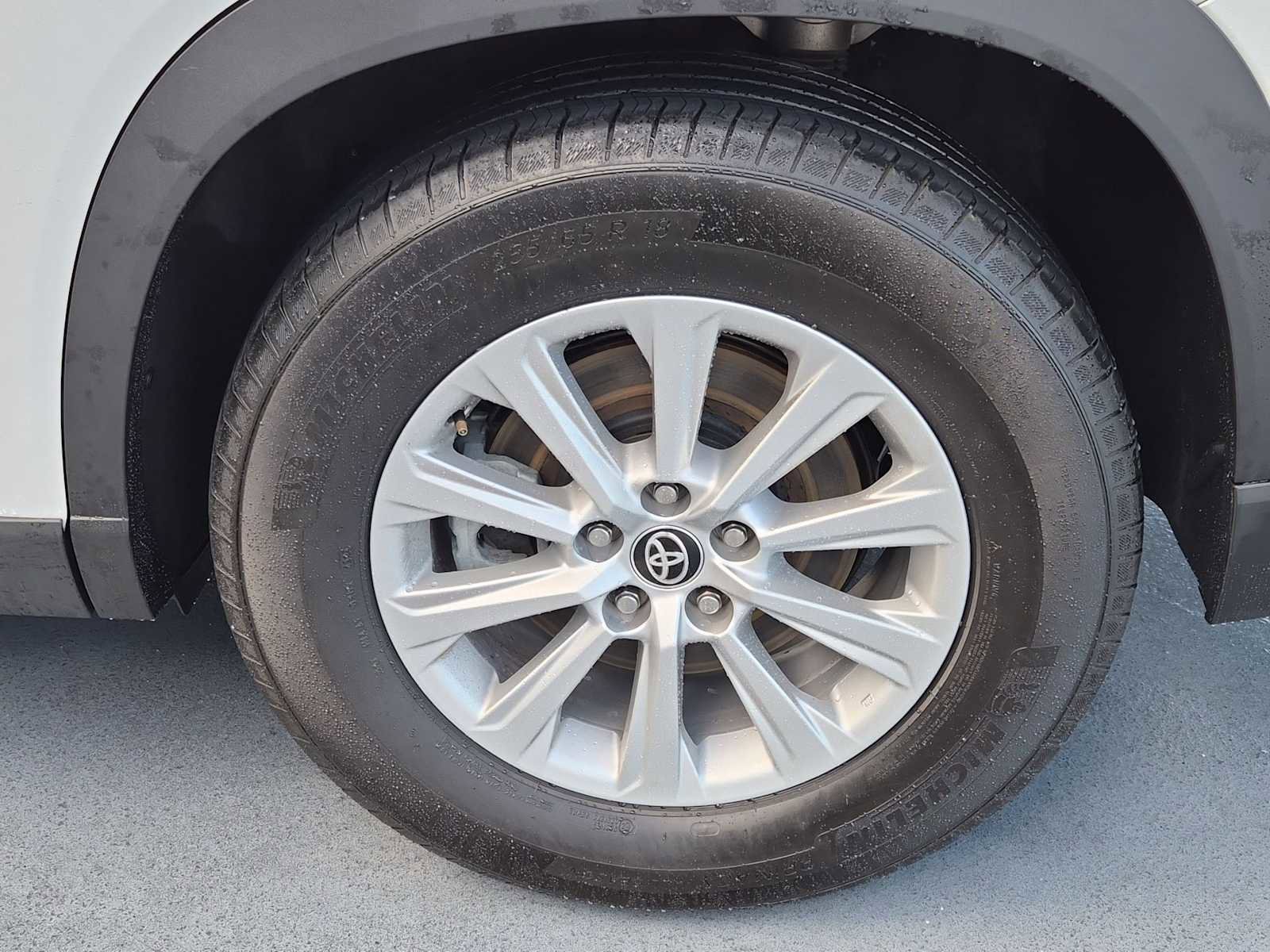 Used 2024 Toyota Grand Highlander XLE image 12