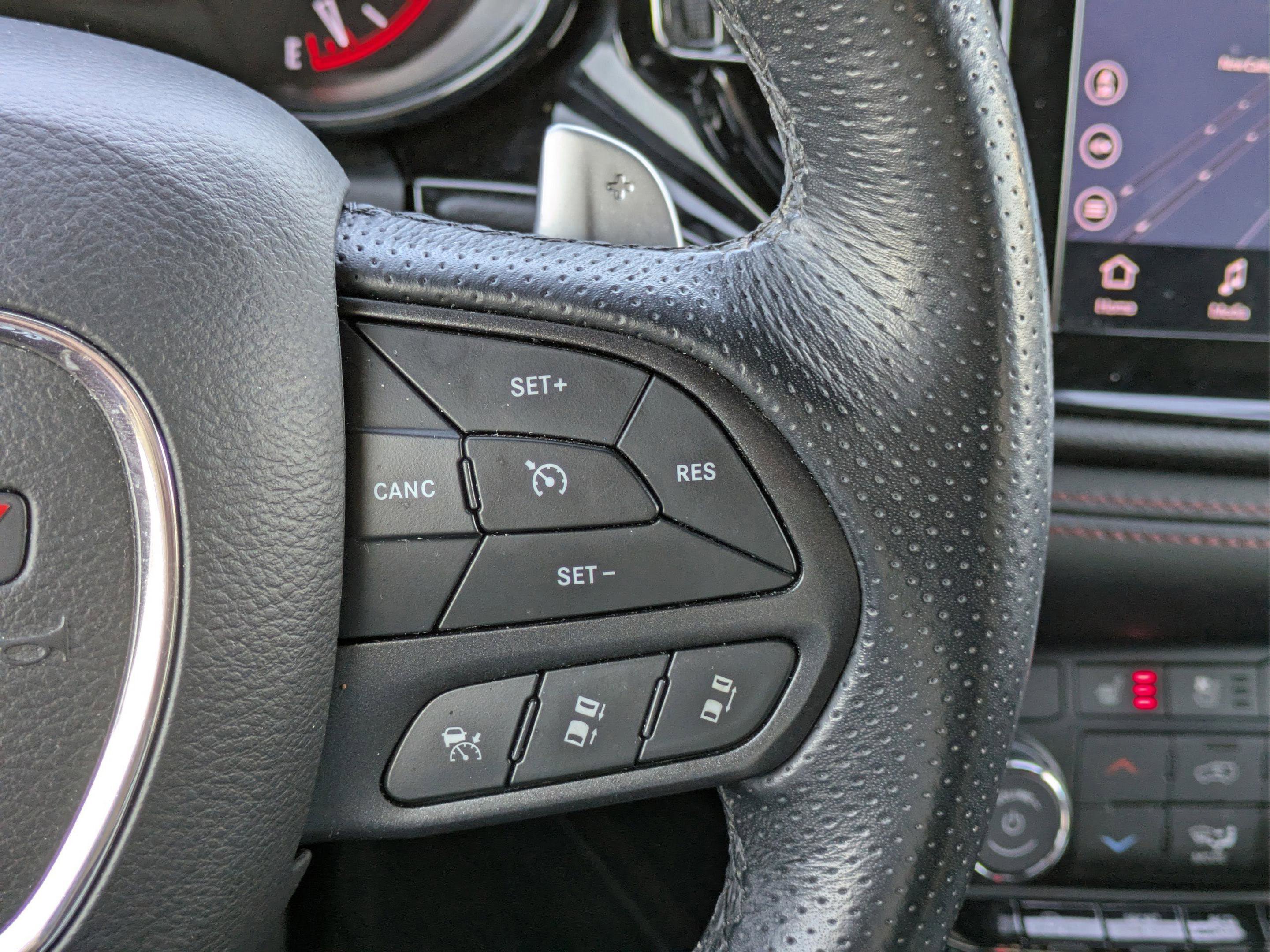 Used 2024 Dodge Durango GT image 31