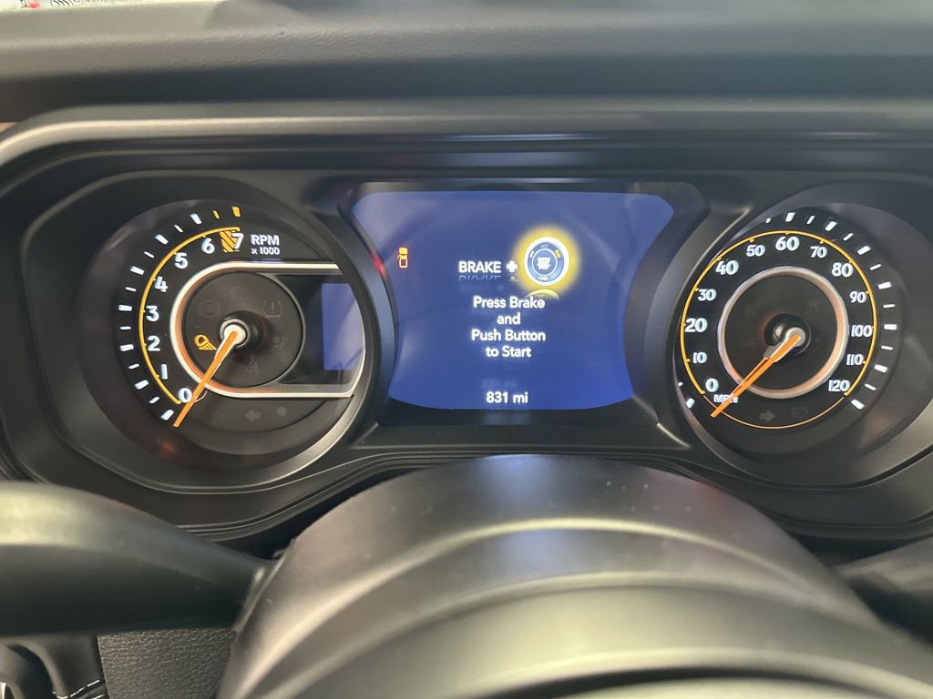 Used 2024 Jeep Gladiator Rubicon w/ Technology Group image 27