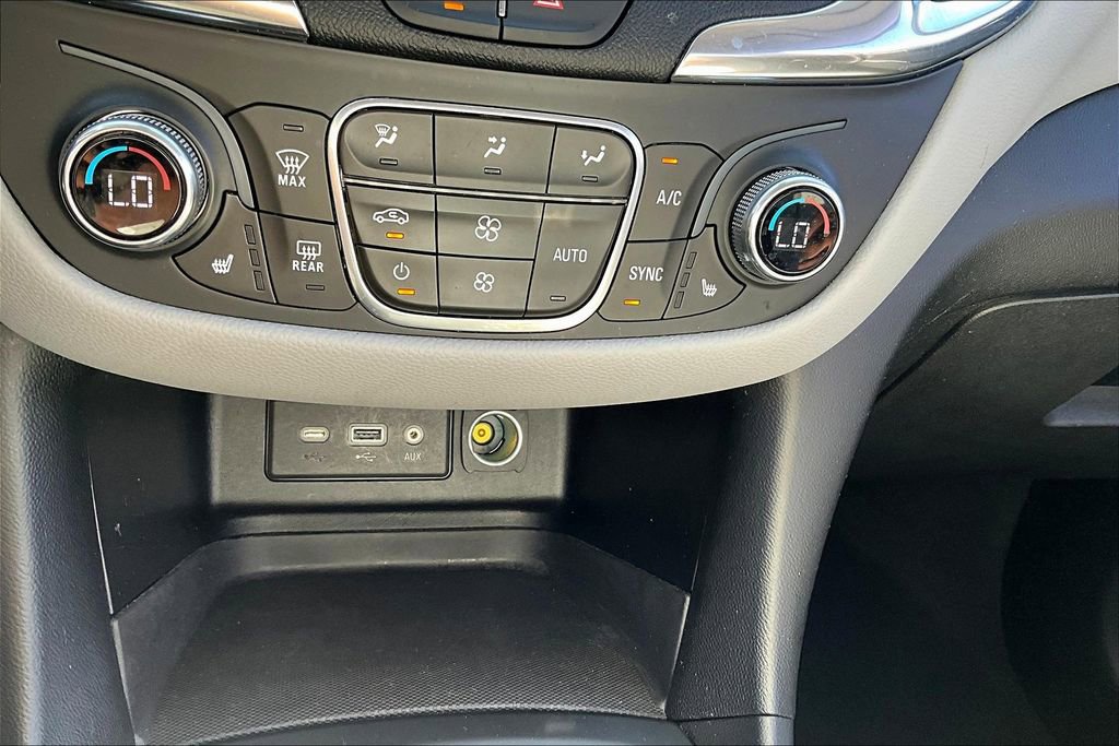 Used 2022 Chevrolet Equinox LT image 15