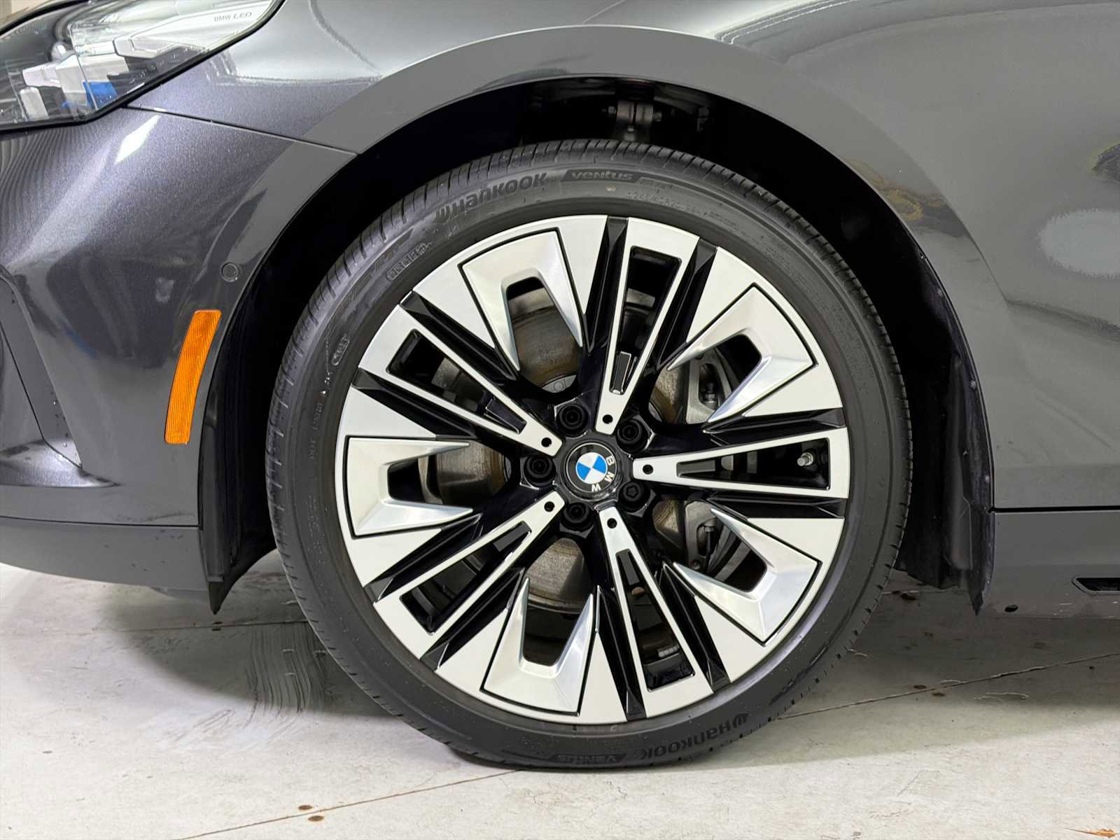 Certified 2026 BMW i5 eDrive40 image 19