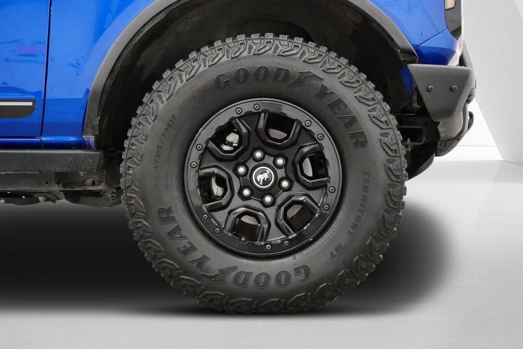 Used 2021 Ford Bronco First Edition AWD/4WD image 38