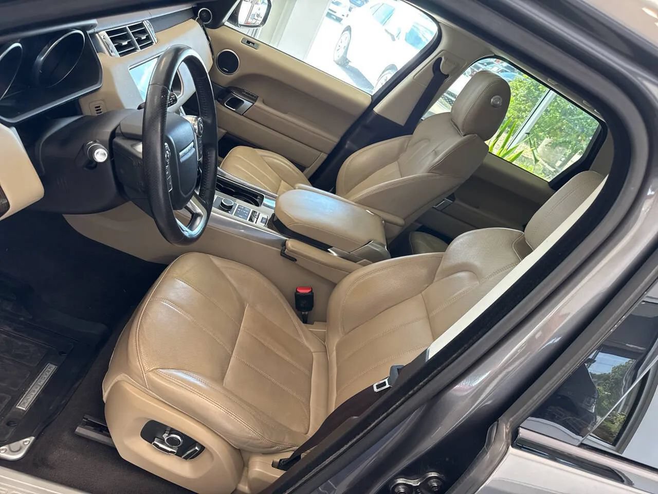 Used 2017 Land Rover Range Rover Sport HSE AWD/4WD image 21
