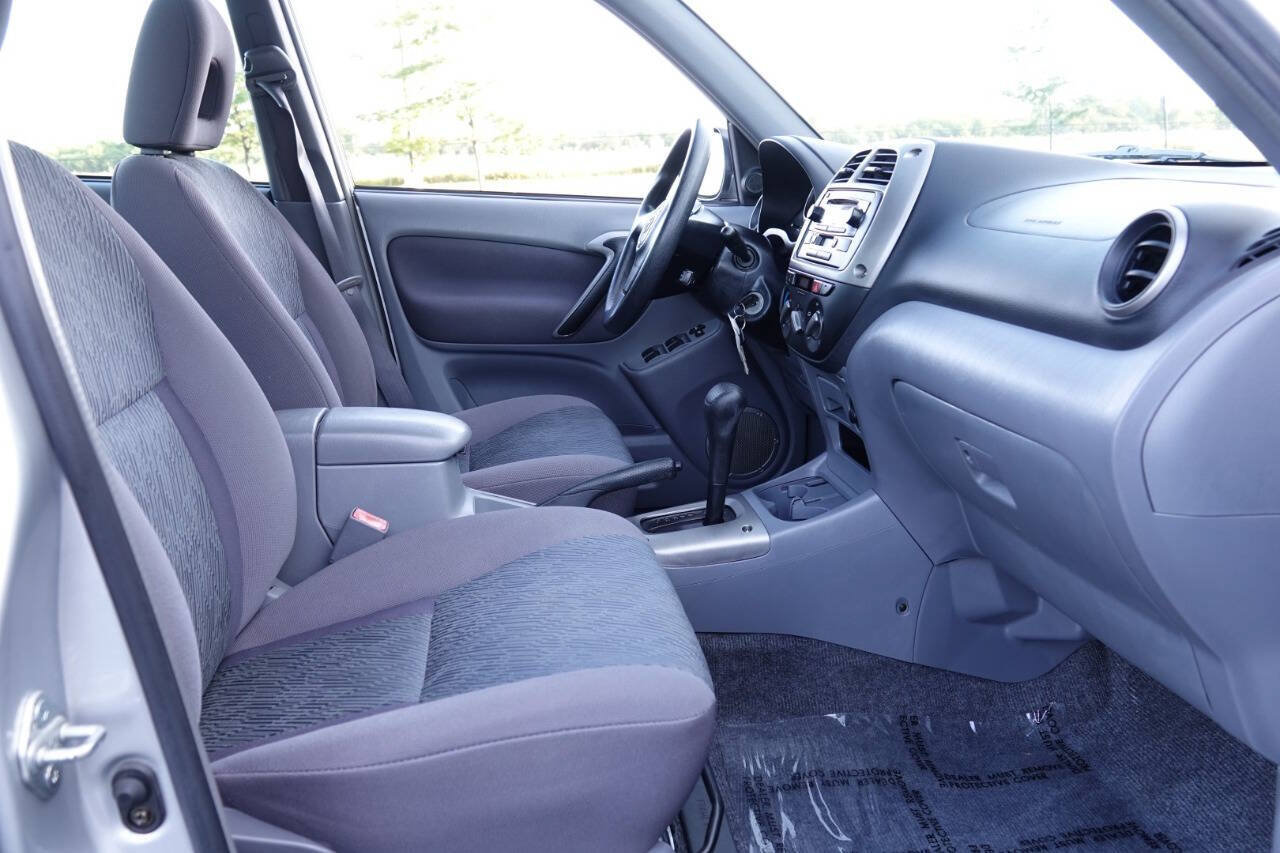 Used 2003 Toyota RAV4 4WD image 67