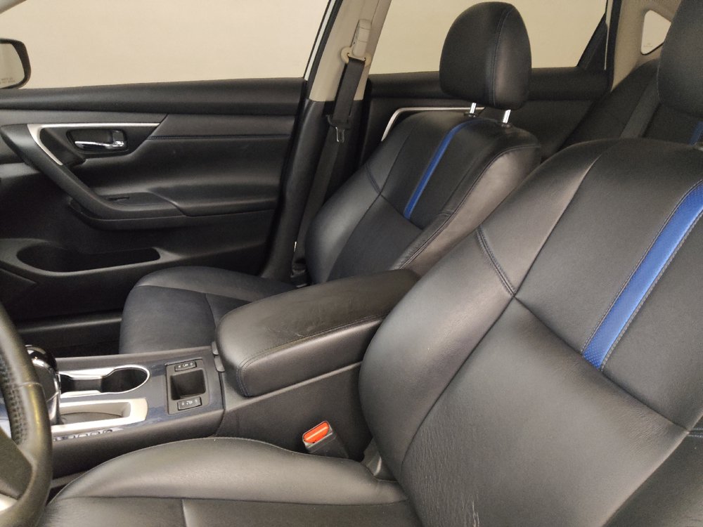 Used 2018 Nissan Altima 2.5 SR w/ SR Midnight Edition FWD image 17