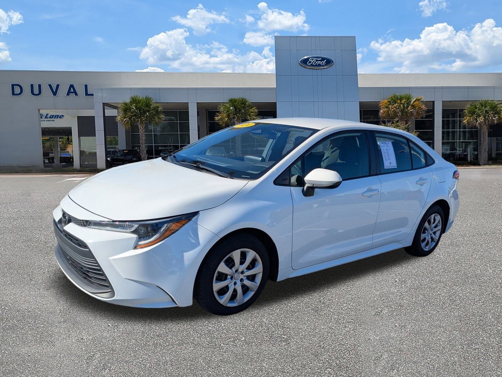 Used 2024 Toyota Corolla LE image 8