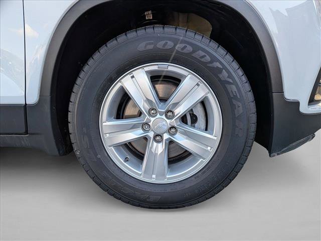 Used 2019 Chevrolet Trax LS w/ Tint and Cruise Package image 21