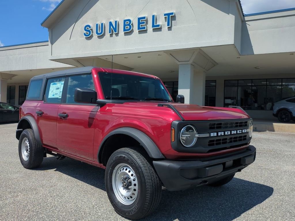 New 2025 Ford Bronco 4-Door image 2