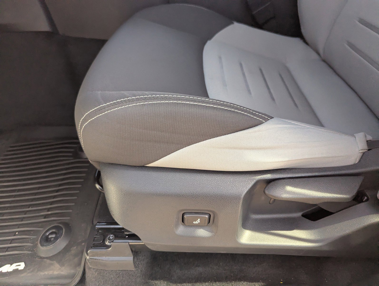 Used 2025 Toyota Tacoma TRD Sport image 27