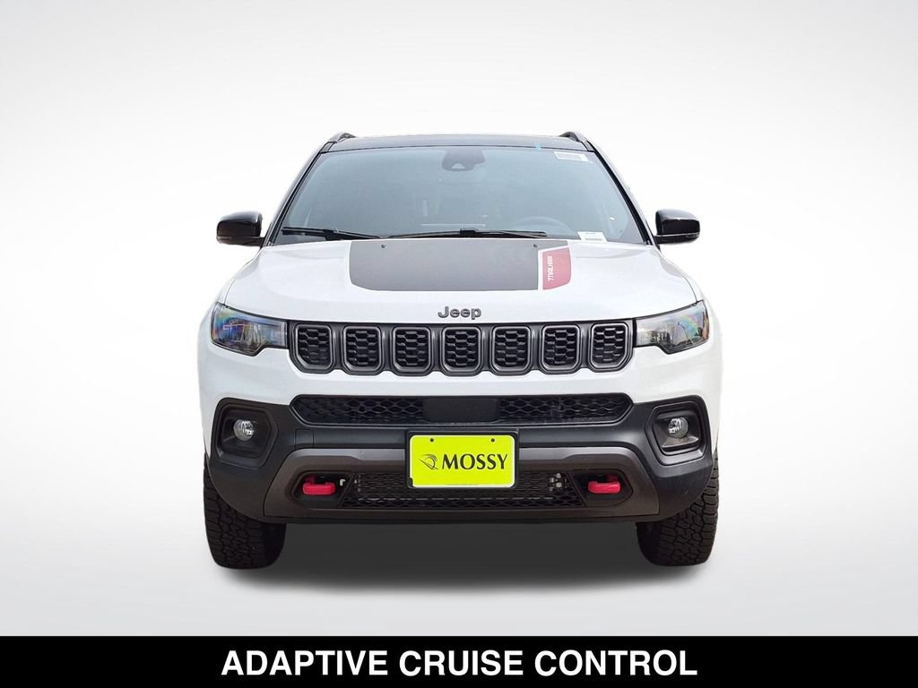 New 2026 Jeep Compass Trailhawk w/ Sun, Sound & Navigation Group AWD/4WD image 4