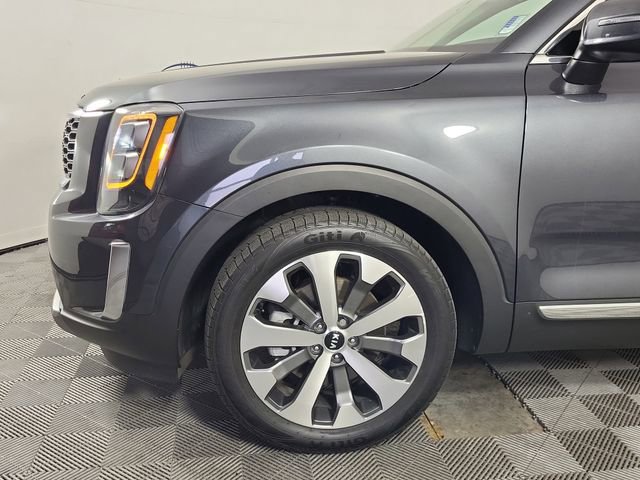 Used 2021 Kia Telluride EX w/ EX Premium Package AWD/4WD image 3