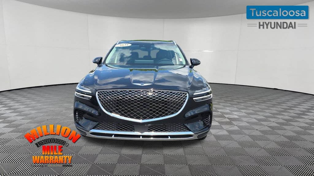 Used 2025 Genesis GV70 2.5T AWD/4WD image 2