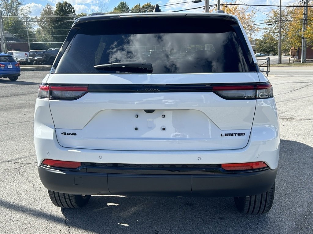 New 2025 Jeep Grand Cherokee Limited image 7
